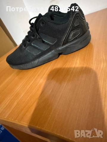 Маратонки Adidas, снимка 3 - Детски маратонки - 54579705