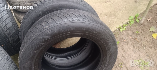 Зимни Nokian 235/65/17, снимка 2 - Гуми и джанти - 54423273