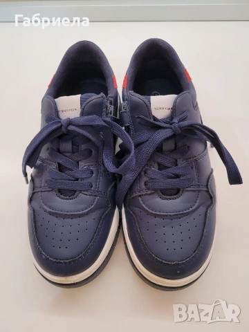 Детски маратонки Tommy Hilfiger 35 номер, снимка 6 - Детски маратонки - 54386625