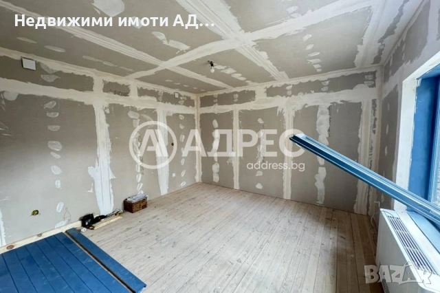 Двуетажна къща с двор в село Паламарца, снимка 6 - Къщи - 54177100