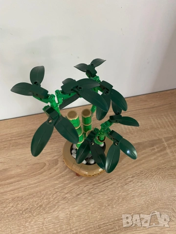 LEGO Botanicals & Icons - Коледна звезда, бамбук, слънчев букет, снимка 3 - Други игри - 54960158