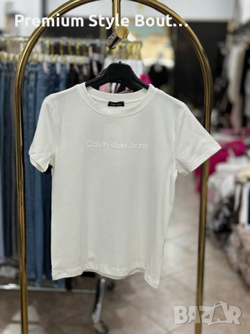 дамски тениски calvin klein , снимка 3 - Тениски - 54124168