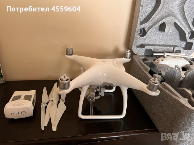 DJI Phantom   4, снимка 4 - Дронове и аксесоари - 55255831