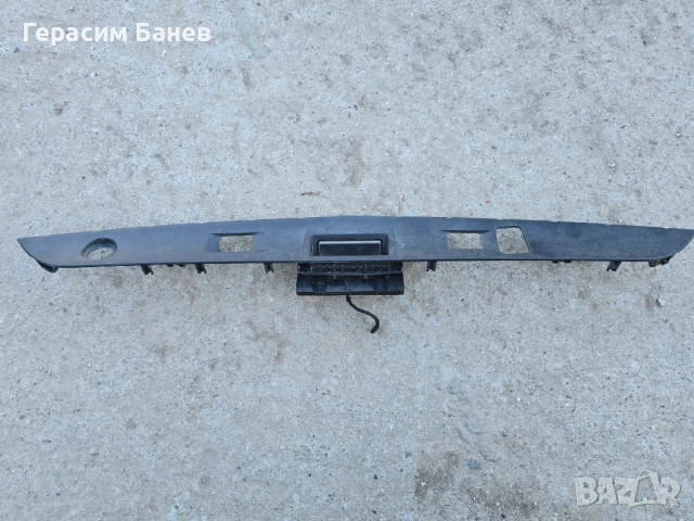 A2218702410 Бутон ел. заден багажник OEM MERCEDES W212 E 350 CDI 4MATIC OM642 2011