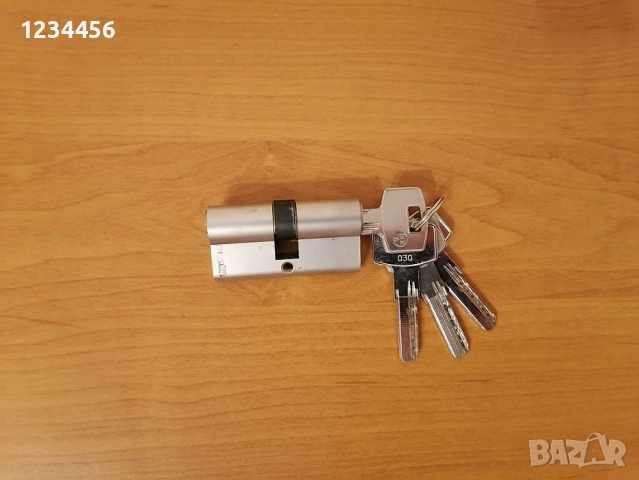 Нов секретен патрон Mauer ASSA ABLOY с 4 ключа, вместо 80 за 30 евро!, снимка 2 - Входни врати - 54113528