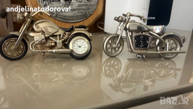 Винтидж стоманени моторчета с часовник