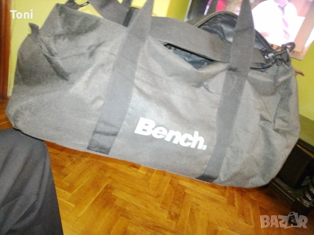 сак bench чисто нов , снимка 2 - Сакове - 54215569