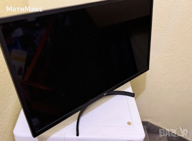 Монитор LG 32 '' , снимка 2 - Монитори - 54574238