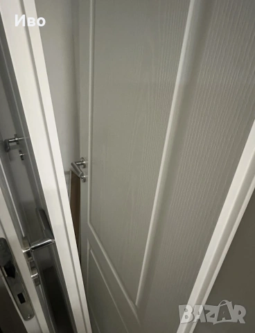 Три броя бели интериорни врати с каси,брави и ключове.75евро за брой!, снимка 4 - Интериорни врати - 54013059