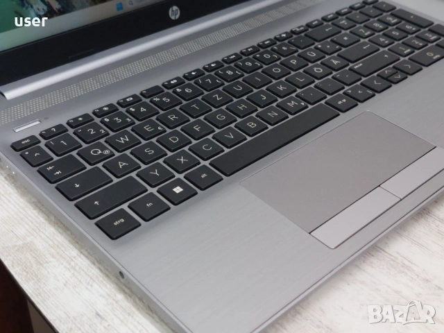 8GB RAM, Core i5-1135G7, 256GB SSD NVMe, 15.6" FULL HD като нов лаптоп HP 250 G8, снимка 2 - Лаптопи за работа - 53250996