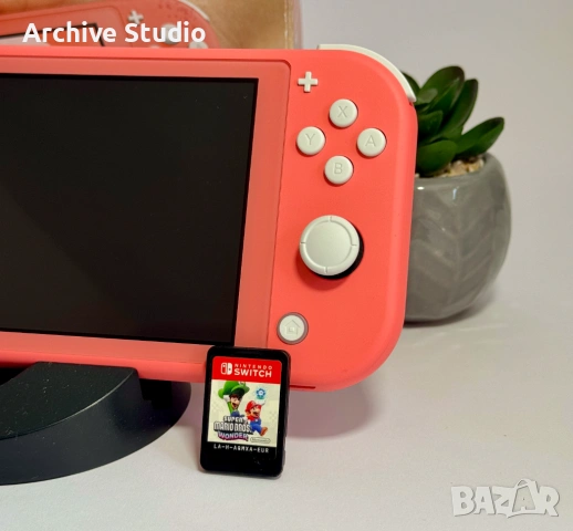 Nintendo Switch Lite Coral (Корал/Розов) + Super Mario Bros. Wonder | КАТО НОВО!, снимка 4 - Nintendo конзоли - 54618872
