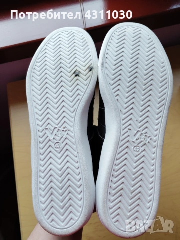 Дамски черни кожени маратонки 42 номер, снимка 10 - Маратонки - 54219471