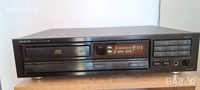 CD player onkyo DX 1800