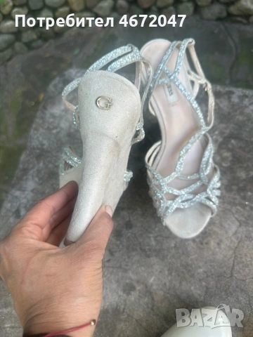 Дамски обувки - Galliano, Guess, Bebe, Michael Kors, Adams, CK, снимка 16 - Дамски обувки на ток - 54932613