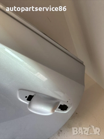Врата предна лява сребриста за Volkswagen Scirocco (2008) , снимка 3 - Части - 54192512
