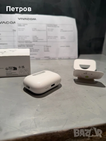 100% оригинални Apple Airpods Pro 3, Vivacom, снимка 9 - Bluetooth слушалки - 54465739