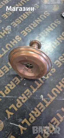 Меден свещник , снимка 4 - Антикварни и старинни предмети - 54121933