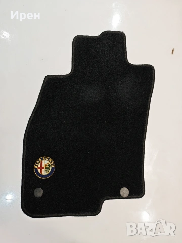 Мокетни оригинални стелки за Alfa Romeo Mito, снимка 2 - Аксесоари и консумативи - 54208667