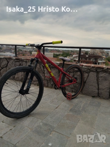 Gt LA-BOMBA dirt jump 2022, снимка 8 - Велосипеди - 54809073