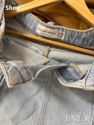 Дънкова пола на Stradivarius , снимка 2 - Поли - 54596944