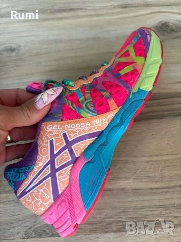 Оригинални цветни маратонки ASICS Gel-Noosa Tri 9 ! 37 н, снимка 5 - Маратонки - 54803549