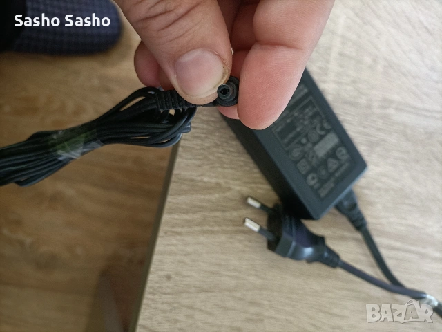адаптер , снимка 3 - Кабели и адаптери - 54310490