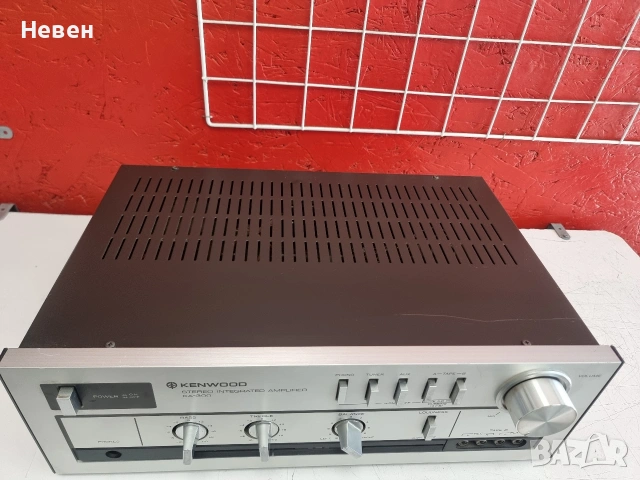 Усилвател Kenwood KA-300, снимка 3 - Ресийвъри, усилватели, смесителни пултове - 54808342