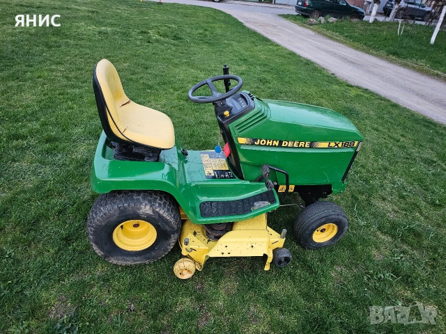 ТРАКТОРНА КОСАЧКА JOHN DEERE/ KAWASAKI/ДВУЦИЛИНДРОВА. ПЕРФЕКТНА. , снимка 4 - Градинска техника - 54184121