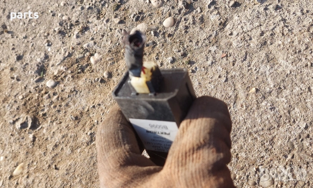 Реле - Модул Задни Светлини Ровър 600 - 618 - 620 - 623 - Хонда - 39870SN7G011M1 - YWC104430, снимка 3 - Части - 53992202