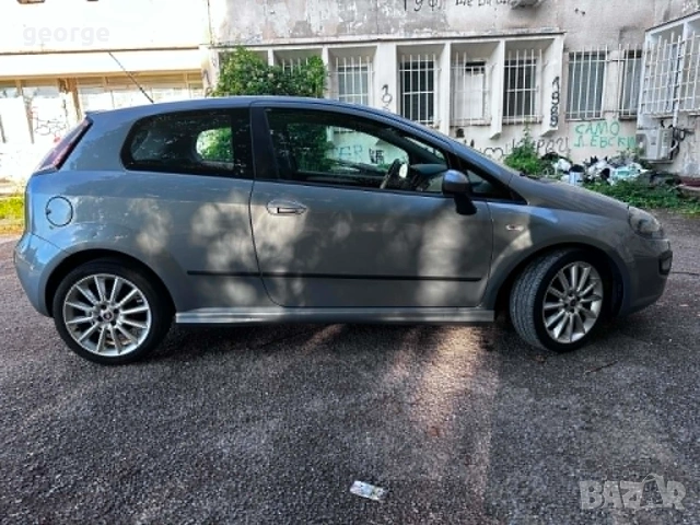 Fiat Punto 1.3 дизел Multijet Evo 95 к.с 2010 година, снимка 5 - Автомобили и джипове - 55104110