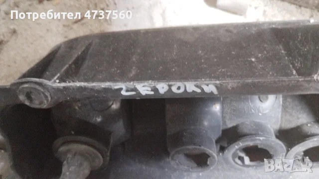 стоп десен за Гранд чероки 92 - 93 г , снимка 3 - Части - 55406132