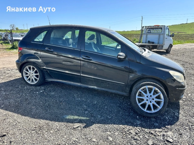 Mercedes B 200 cdi на части, снимка 4 - Автомобили и джипове - 54334877