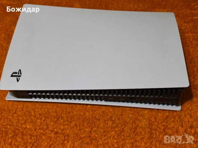 Продавам конзола PlayStation 5 1TB с диск, снимка 3 - PlayStation конзоли - 54012211