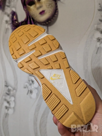 маратонки Nike Air Huarache номер 39 ,5 -40, снимка 13 - Маратонки - 52003399