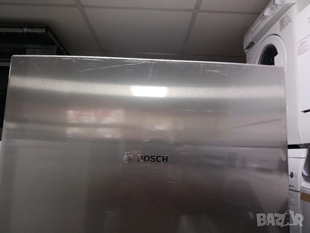 Иноксов комбиниран хладилник с фризер Бош Bosch А++ с две години гаранция!, снимка 2 - Хладилници - 53992012