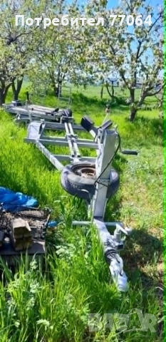 Продавам колесар за лодка