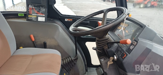 Mitsubishi, модел MT285 с кабина., снимка 5 - Селскостопанска техника - 54365426