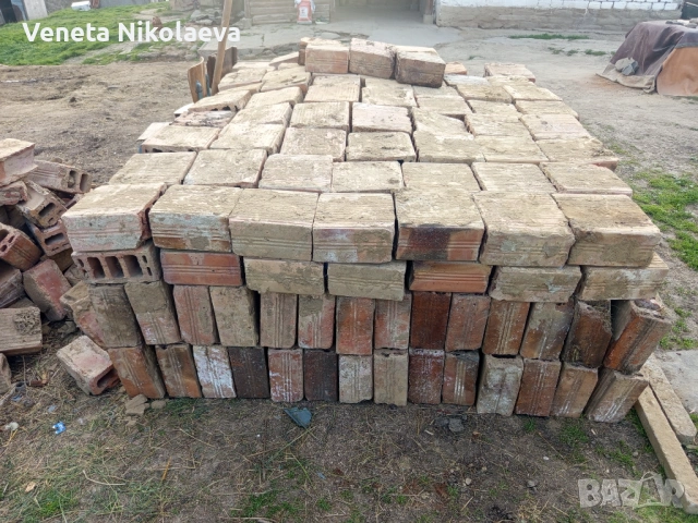 Тухли, снимка 2 - Строителни работници - 54248368