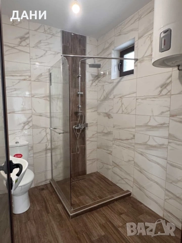 Двуетажна къща в с.Ливада, Бургас, снимка 10 - Къщи - 54301501