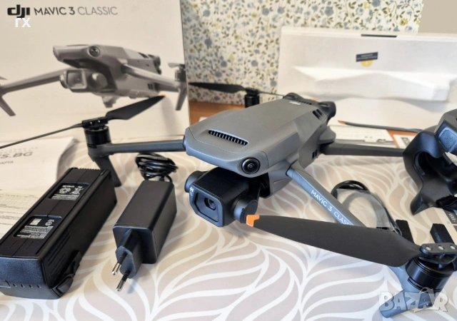 DJI Mavic 3 Classic тяло с батерия