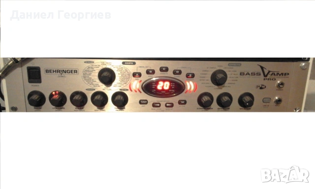 BEHRINGER V-AMP PRO BASS