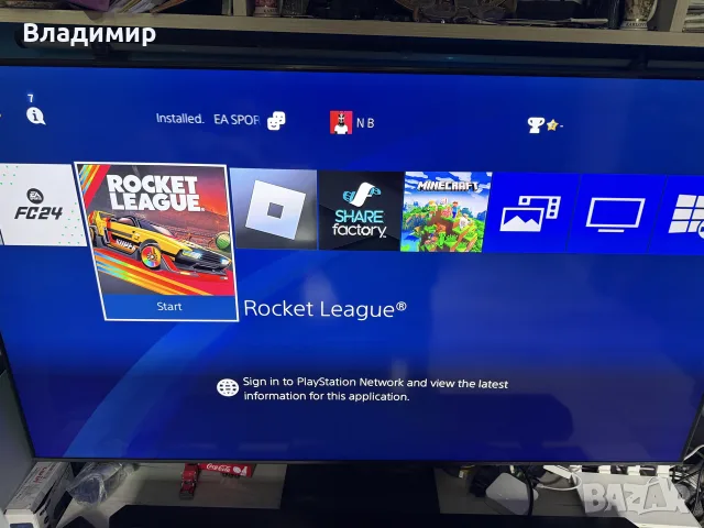 Playstation 4 slim 1TB с два джойстика