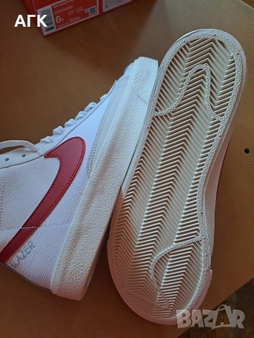 Дамски кецове NIKE, снимка 5 - Маратонки - 55128042