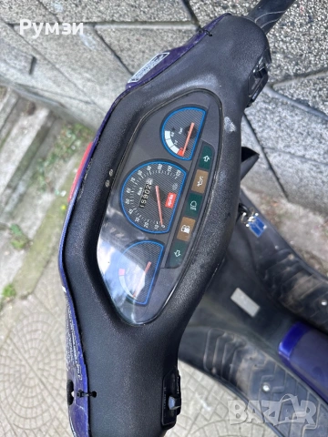 Скутер Aprilia SR 50cc водно охлаждане, снимка 7 - Мотоциклети и мототехника - 54945323
