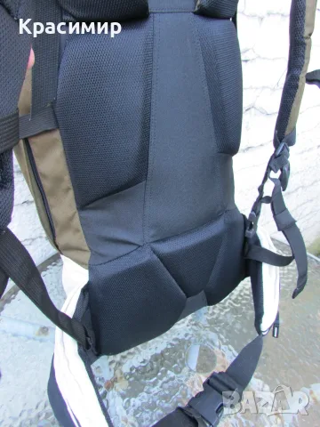 Туристическа раница Quechua Forclaz 40L, снимка 8 - Спортна екипировка - 55335497