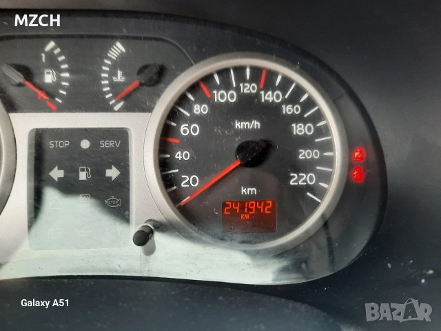 Рено Клио , снимка 11 - Автомобили и джипове - 54046152