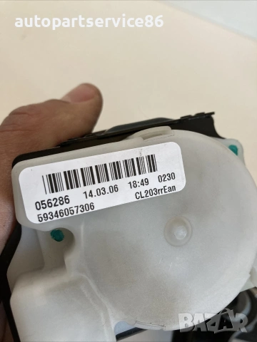 Заден десен колан за Mercedes CL203 C220 CDI (2007) , снимка 2 - Части - 55146659