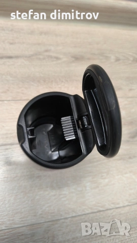 Пепелник за Mazda  Genuine Mazda 6 CX7 CX9 MX-5 Miata Tribute Ash Tray C23564660, снимка 9 - Аксесоари и консумативи - 54400613
