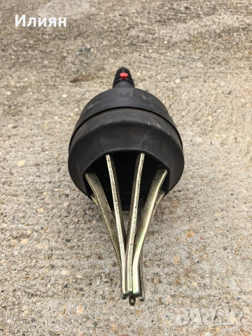 Пневматична скоба за поставяне на маншоните на полуоски, снимка 2 - Други инструменти - 54211633