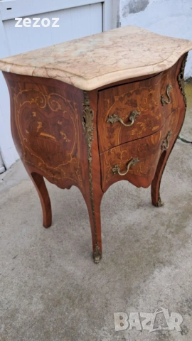 Скрин "Bombe" с мрамор